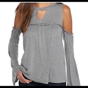 True craft cold shoulder top